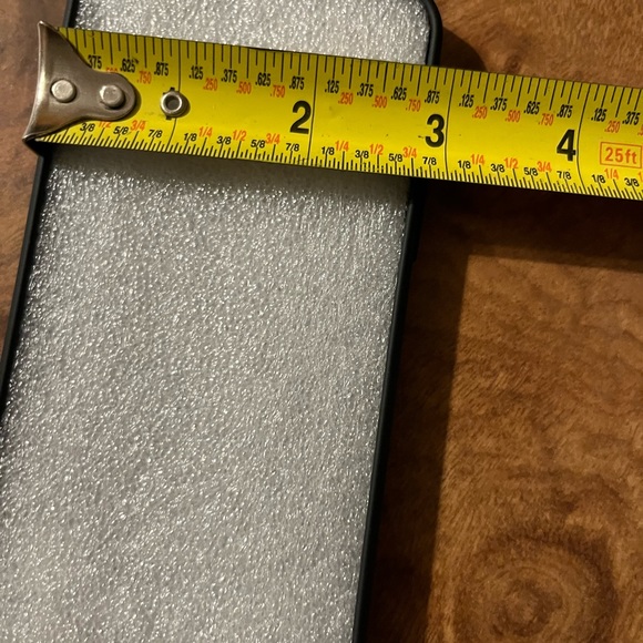 iPhone 12 case. Never used. Ordered wrong size - Picture 4 of 4